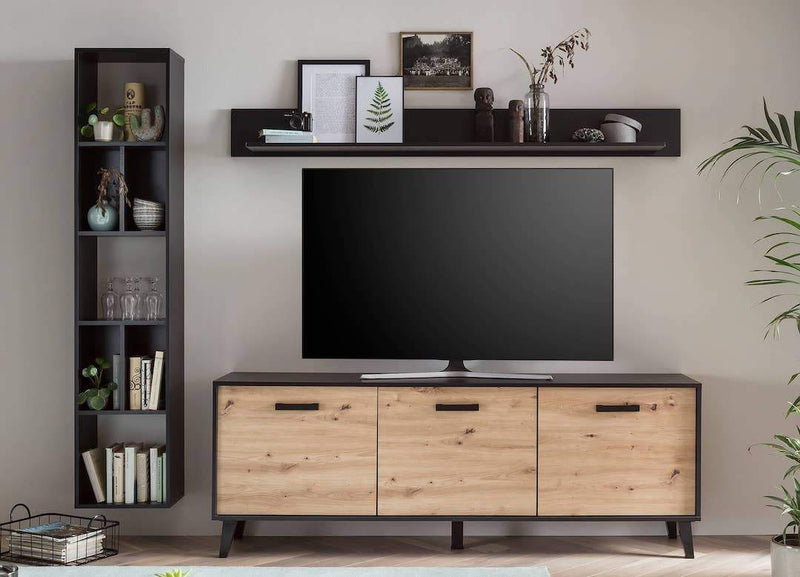 Artona 02 TV Cabinet 186cm [Oak] - Lifestyle Image