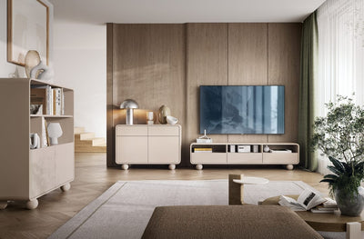 Albion [Living Room]