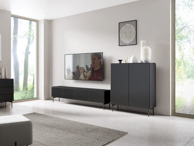 Muti [Living Room]