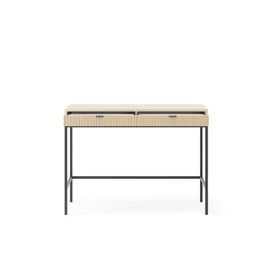 Nova Desk 104cm